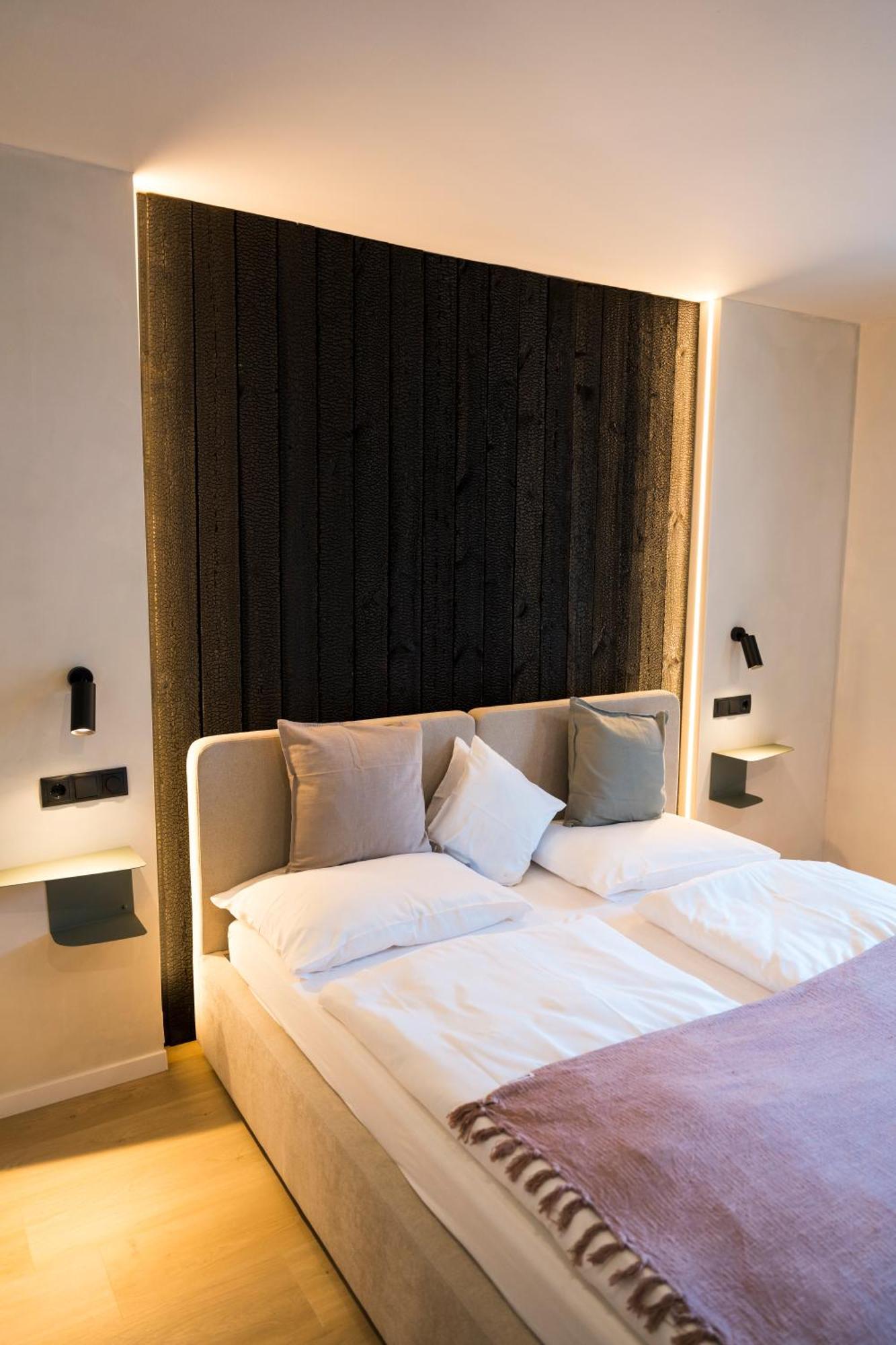 Hotel Weinhaus Kreuter 3*